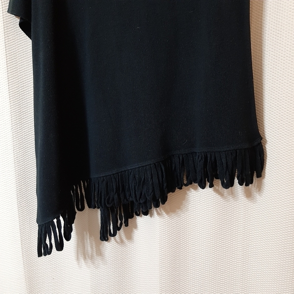 Plus size quality cape poncho - Picture 4 of 7